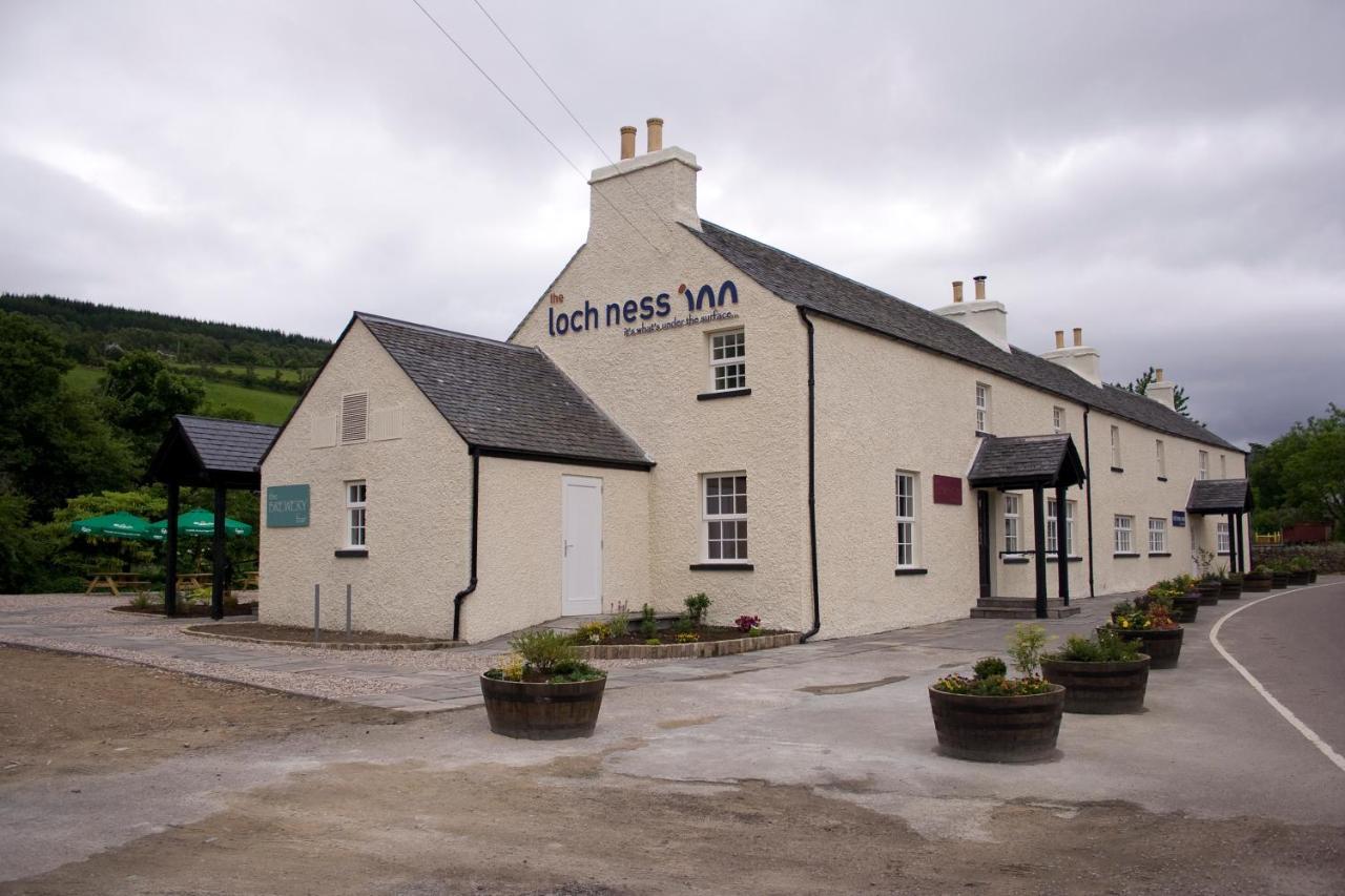 Loch Ness Bunk Inn Drumnadrochit Bagian luar foto