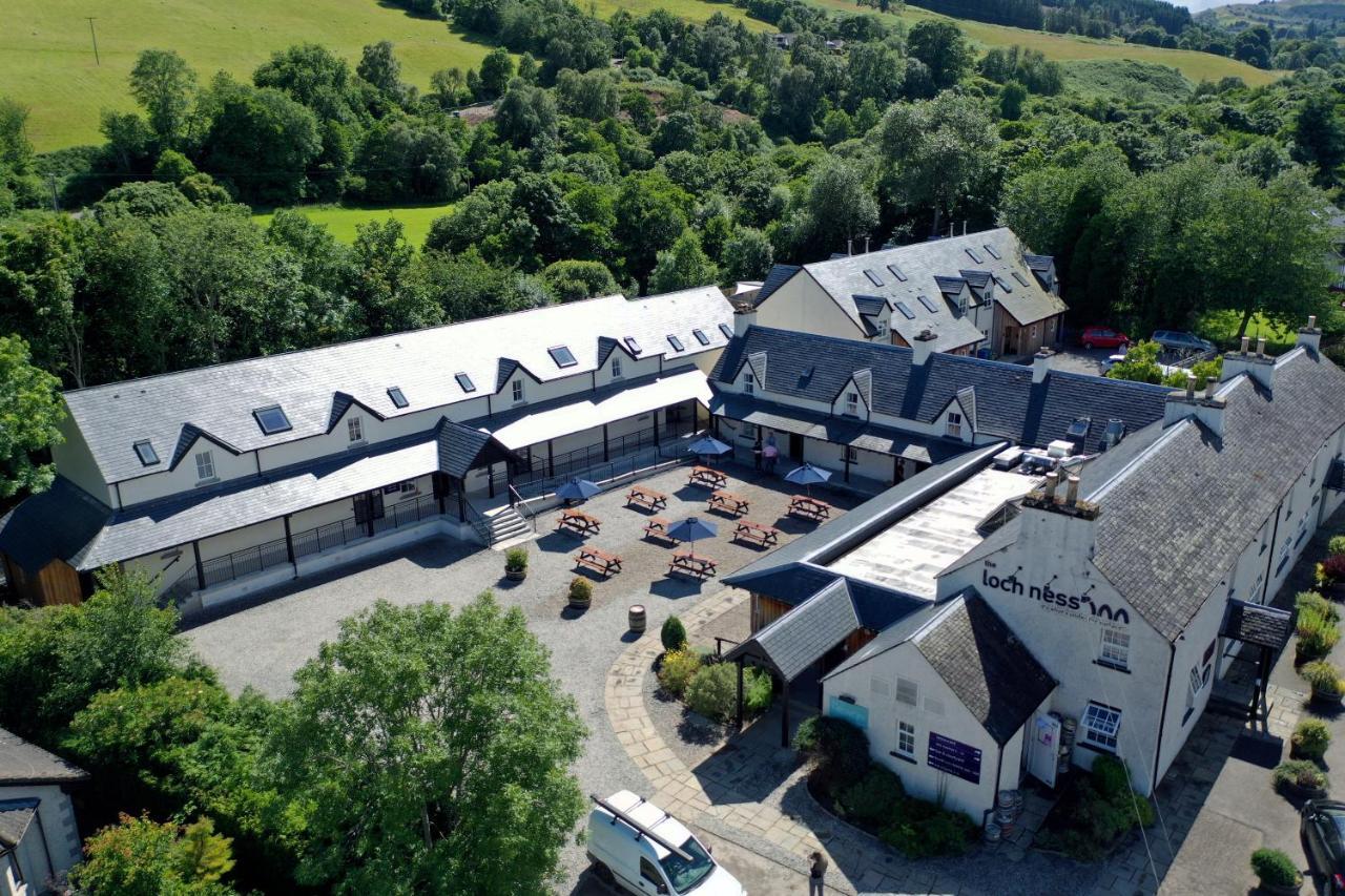 Loch Ness Bunk Inn Drumnadrochit Bagian luar foto