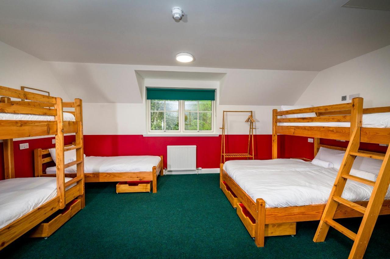 Loch Ness Bunk Inn Drumnadrochit Bagian luar foto