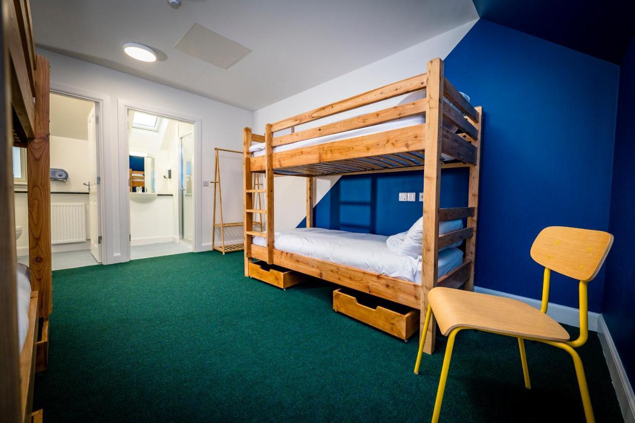 Loch Ness Bunk Inn Drumnadrochit Bagian luar foto