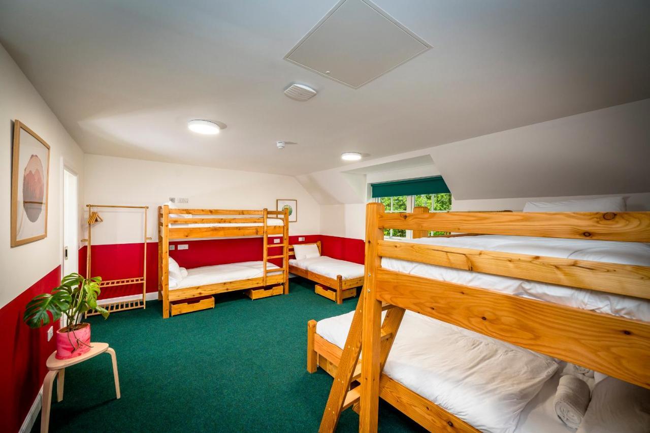 Loch Ness Bunk Inn Drumnadrochit Bagian luar foto