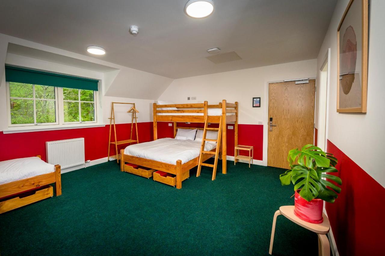 Loch Ness Bunk Inn Drumnadrochit Bagian luar foto