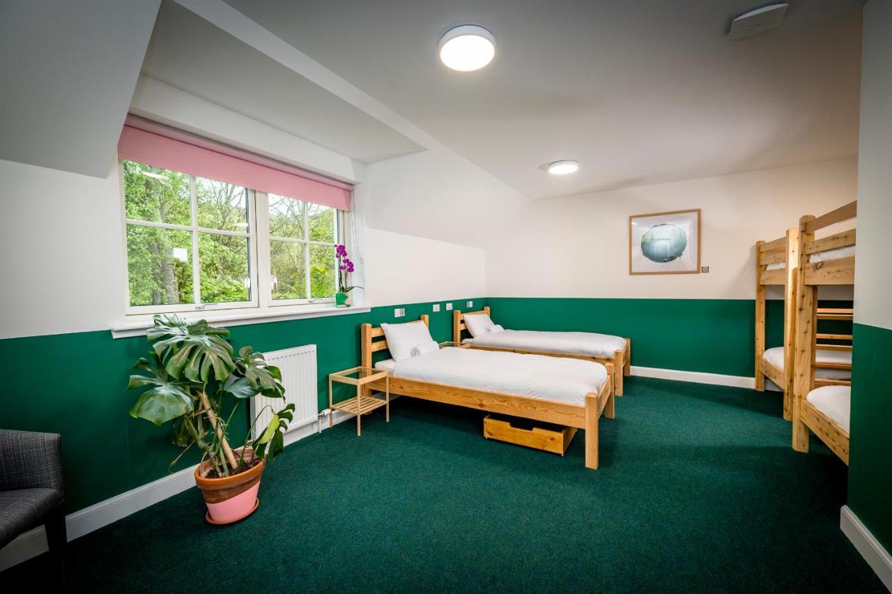 Loch Ness Bunk Inn Drumnadrochit Bagian luar foto